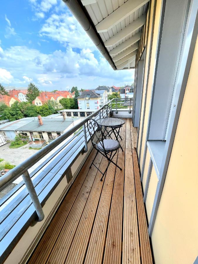 Apartment Rooftop Дрезден Екстериор снимка